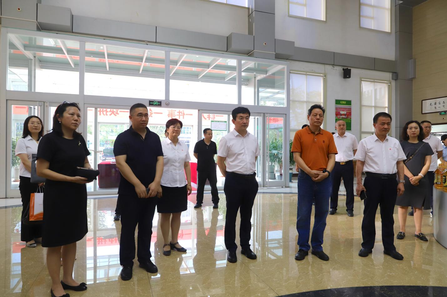 四川、山東農(nóng)擔(dān)公司來(lái)山東三星集團(tuán)調(diào)研