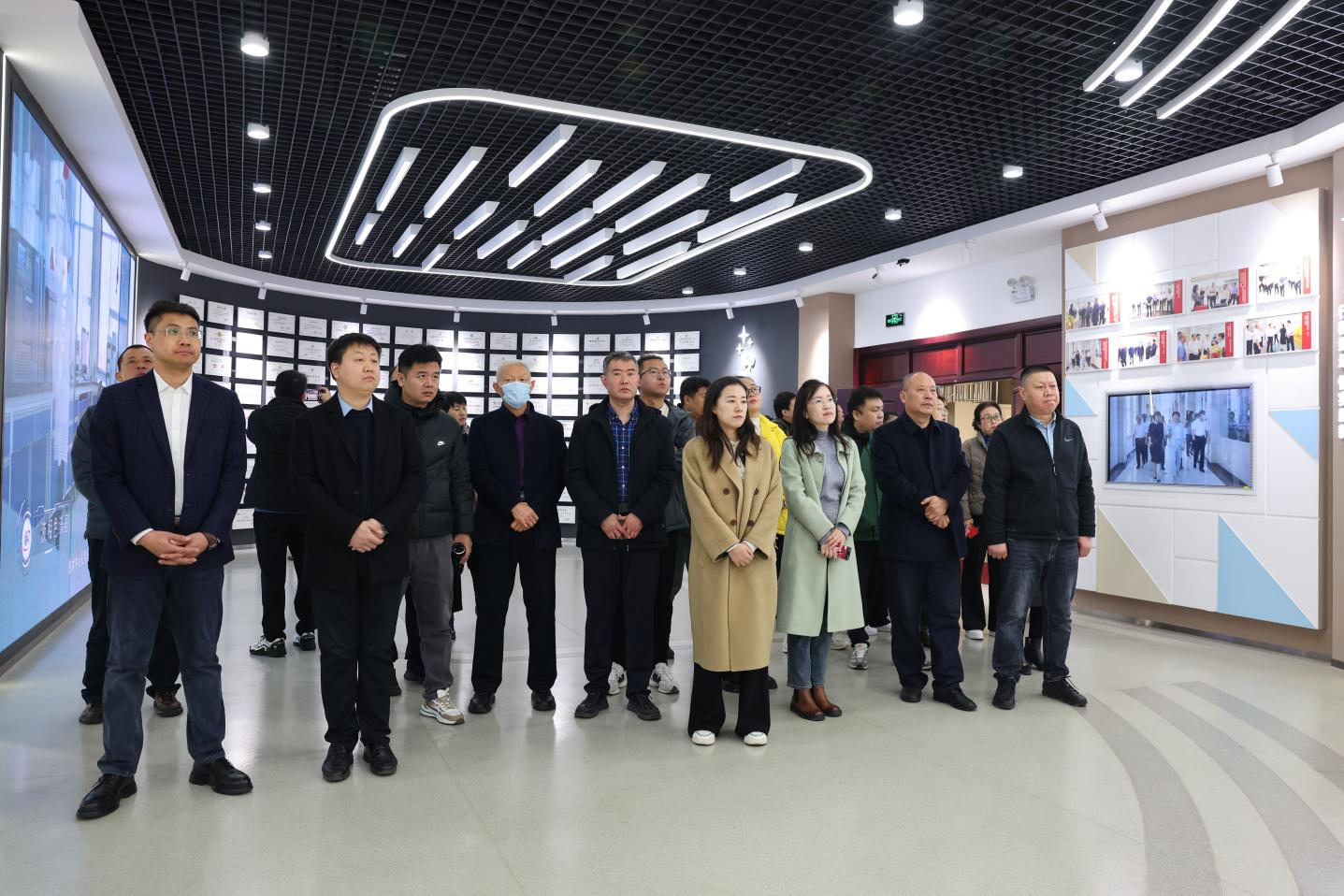 周村經(jīng)濟(jì)開(kāi)發(fā)區(qū)基層黨組織來(lái)山東三星集團(tuán)參觀(guān)學(xué)習(xí)