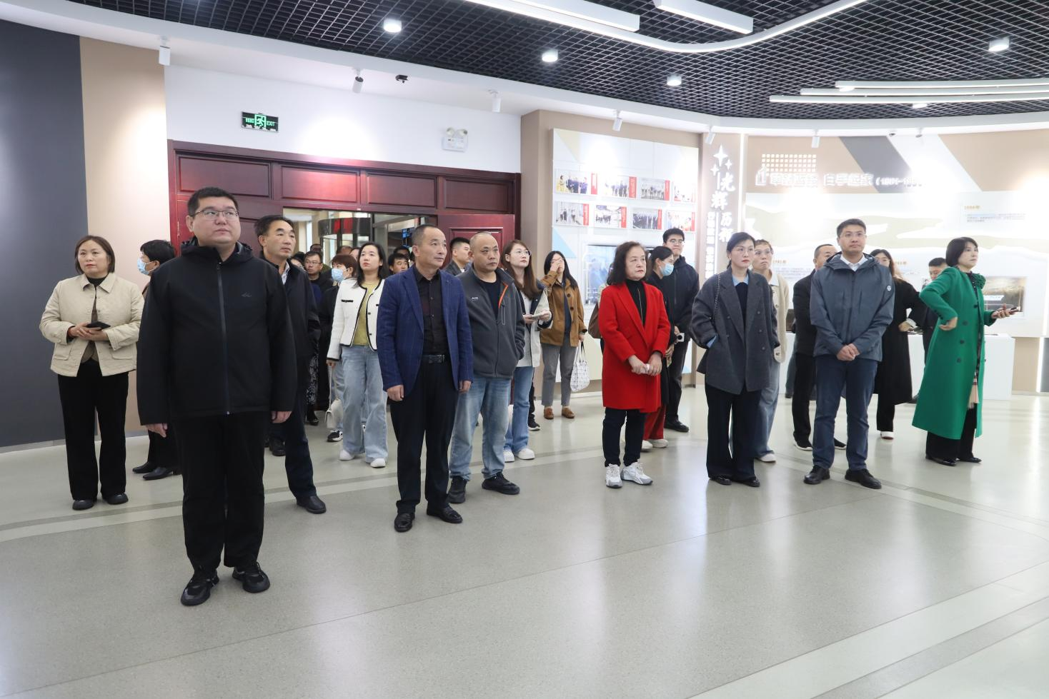 東營(yíng)市墾利區(qū)“兩新”黨組織創(chuàng)優(yōu)示范培訓(xùn)班來(lái)山東三星集團(tuán)參觀交流