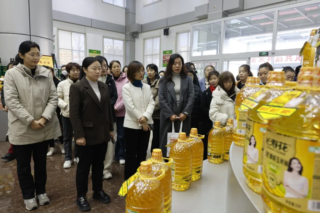 鄒平市 “筑夢鄉(xiāng)村?振興有我” 農(nóng)村婦女干部暨致富帶頭人培訓(xùn)班來山東三星集團參觀交流