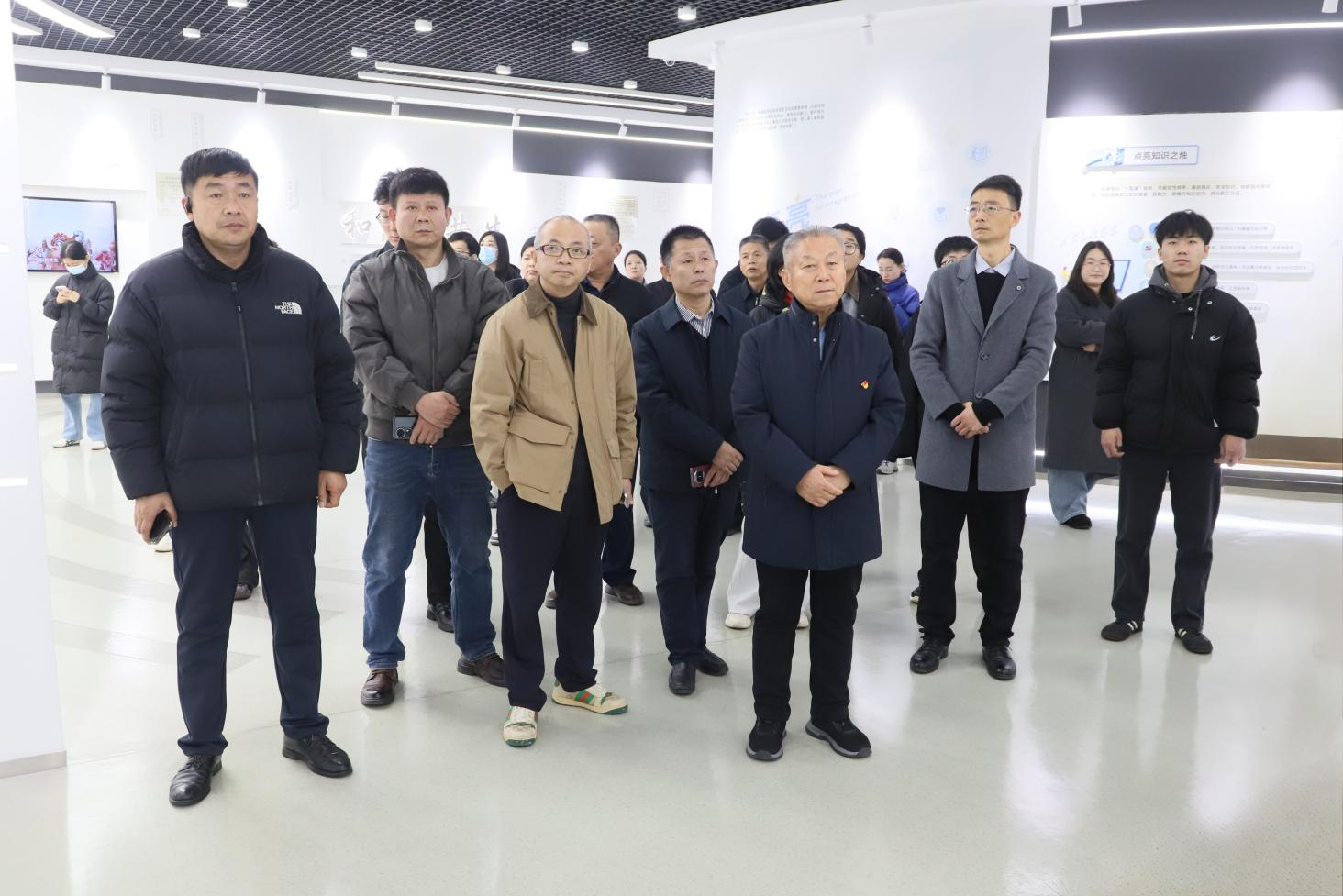 博興縣新興領(lǐng)域黨組織書記培訓(xùn)班來山東三星集團觀摩學(xué)習(xí)