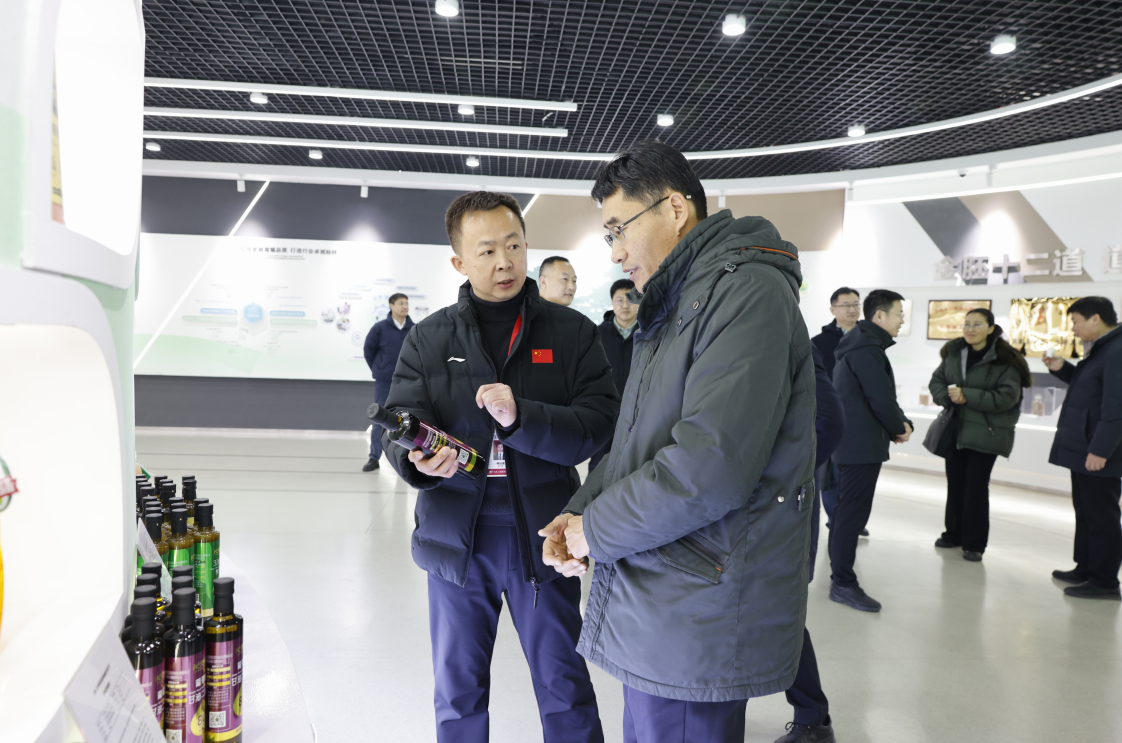 中國(guó)糧食研究培訓(xùn)中心調(diào)研組來(lái)山東三星集團(tuán)調(diào)研