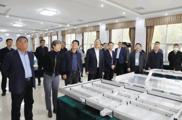 中國信達(dá)黨委委員、副總裁胡繼良一行來山東三星集團(tuán)參觀調(diào)研